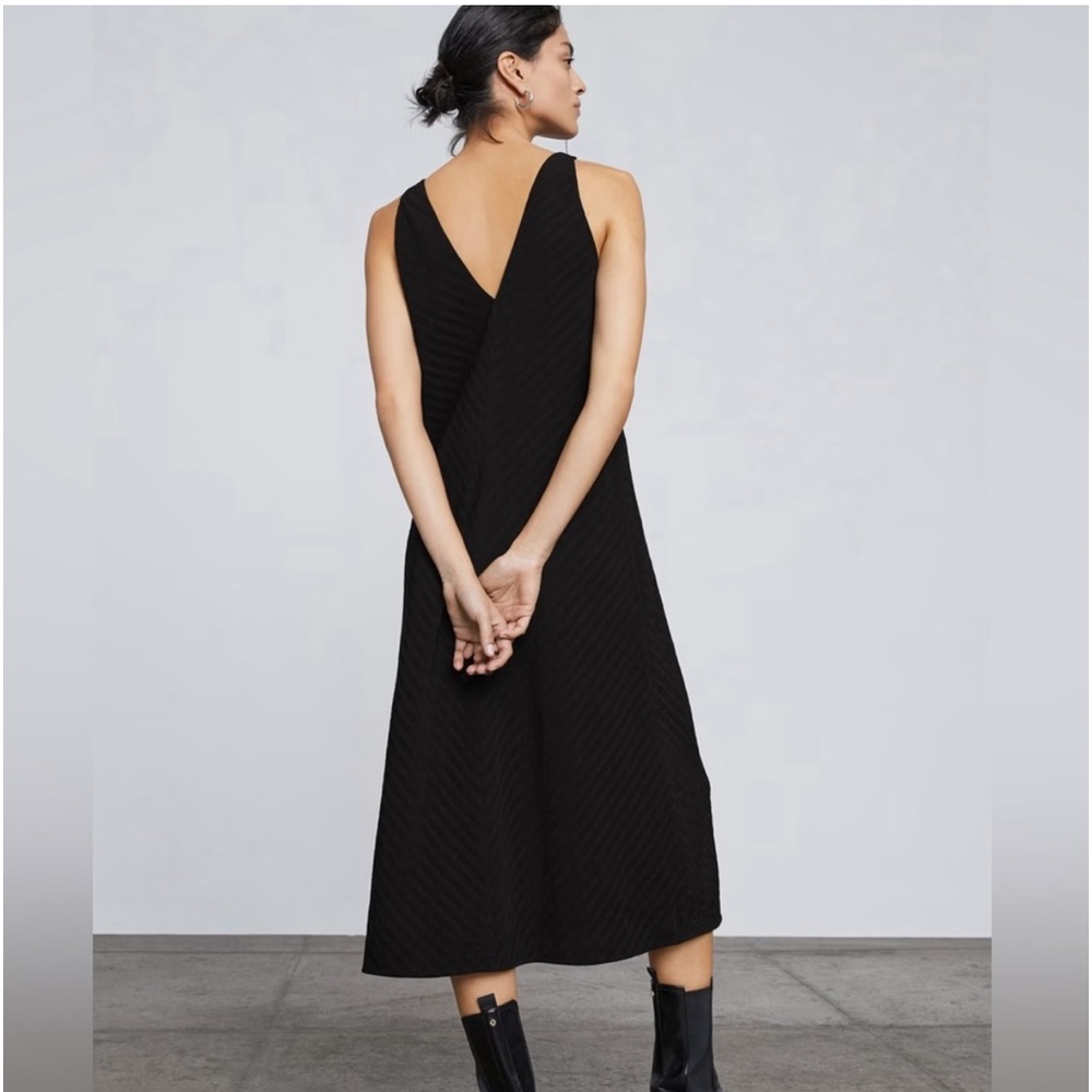 Everlane Midi Dress - Picture 2 of 8